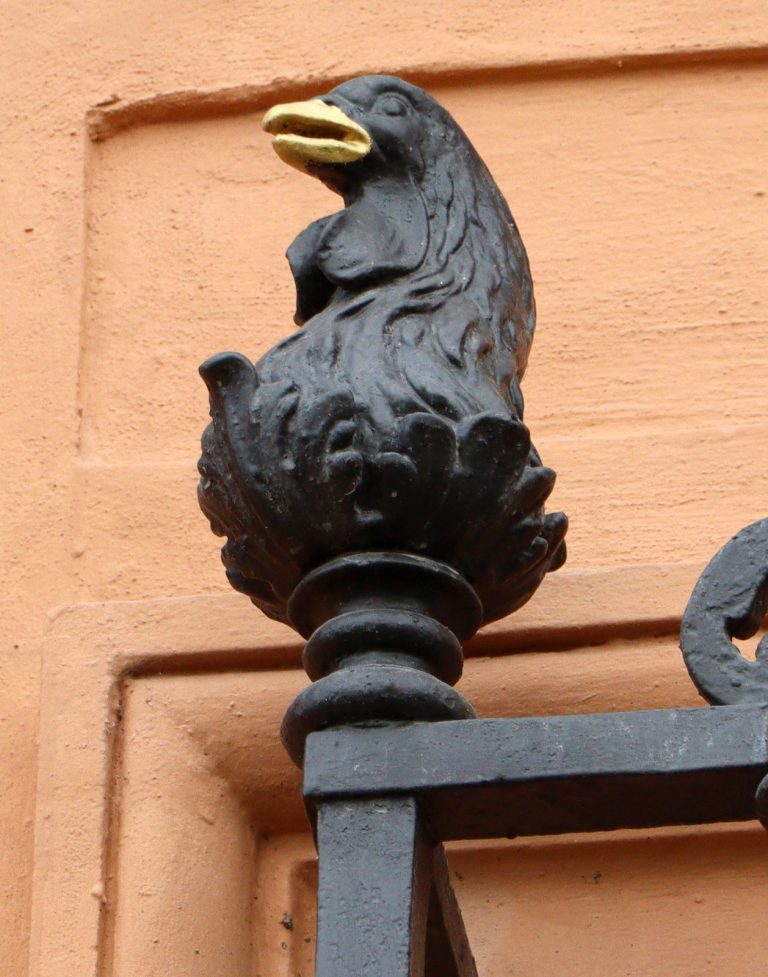 Palazzo Capponi alle Rovinate: A Historic Residential Palace in Florence