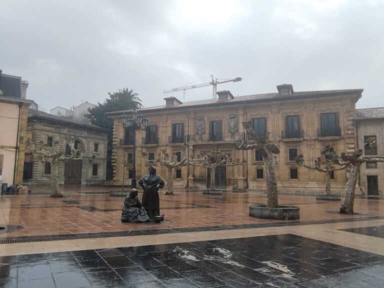Palace of the Marquis of San Feliz: A Baroque Urban Palace in Oviedo