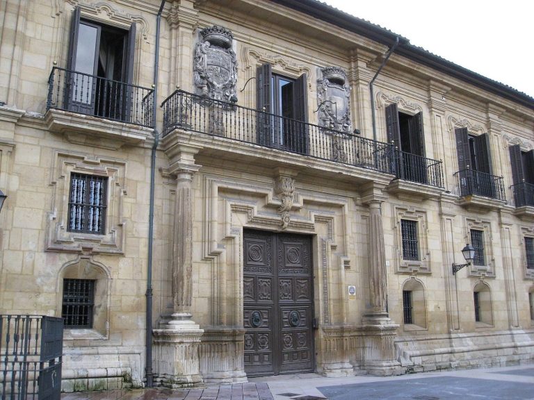 Palace of the Marquis of San Feliz: A Baroque Urban Palace in Oviedo