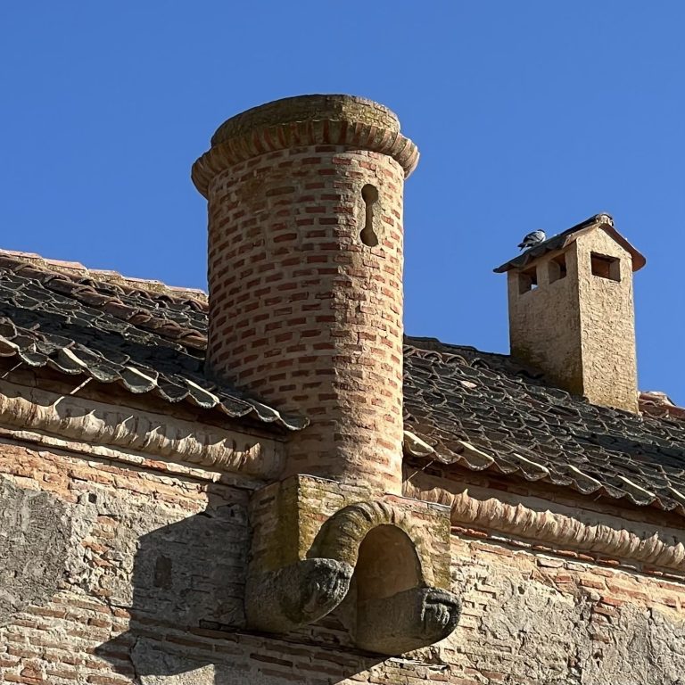 Palacio de Paradinas: A Fifteenth-Century Seigneurial Residence in Spain