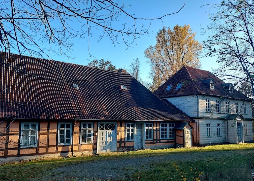 Jagdschloss Göhrde: A Hanoverian and Imperial Hunting Lodge in Germany 1 Jagdschloss Göhrde