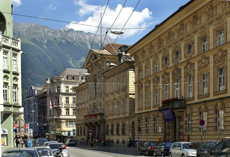 Taxispalais (Innsbruck): A Baroque Urban Palace and Cultural Center