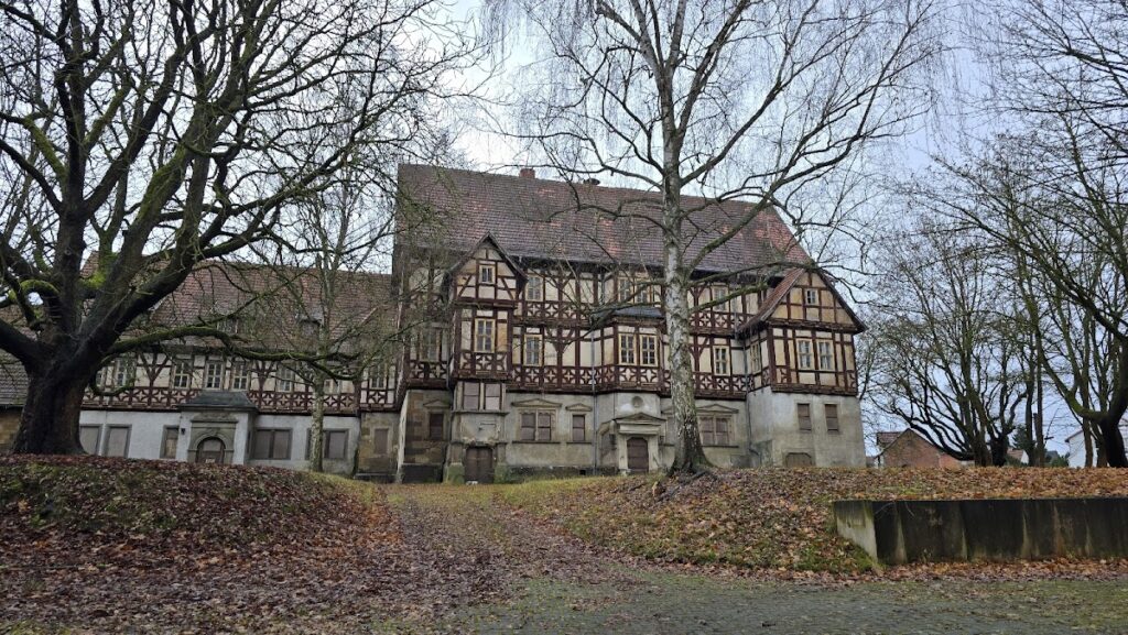 Rotes Schloss Mihla: A Renaissance Castle and Estate Farm in Germany 1 Rotes Schloss Mihla