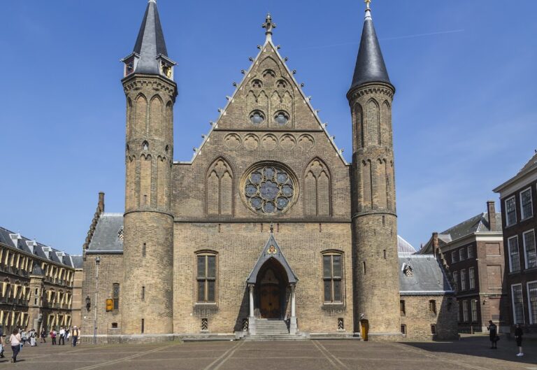 Grafelijke Zalen: The Medieval Comital Palace of The Hague