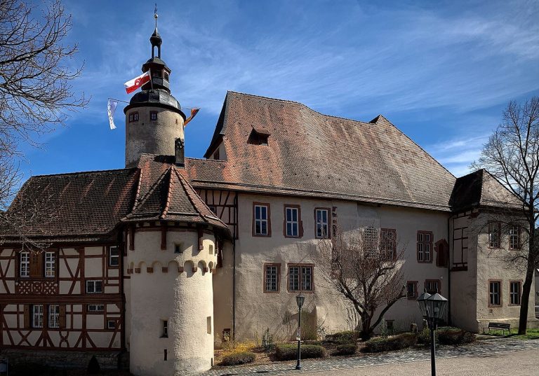 Kurmainzisches Schloss: An Electorate of Mainz Castle and Palace in Germany
