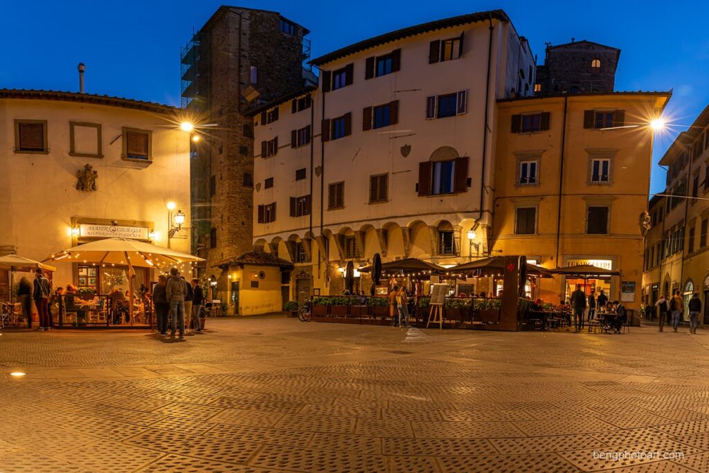 Palazzo Albizi: A Renaissance Palace in Florence 1 Palazzo Albizi