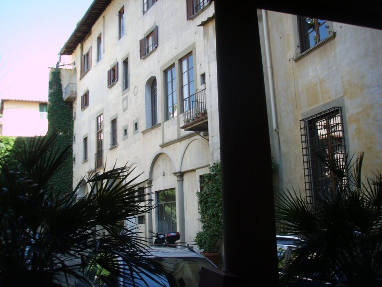Palazzo Albizi: A Renaissance Palace in Florence