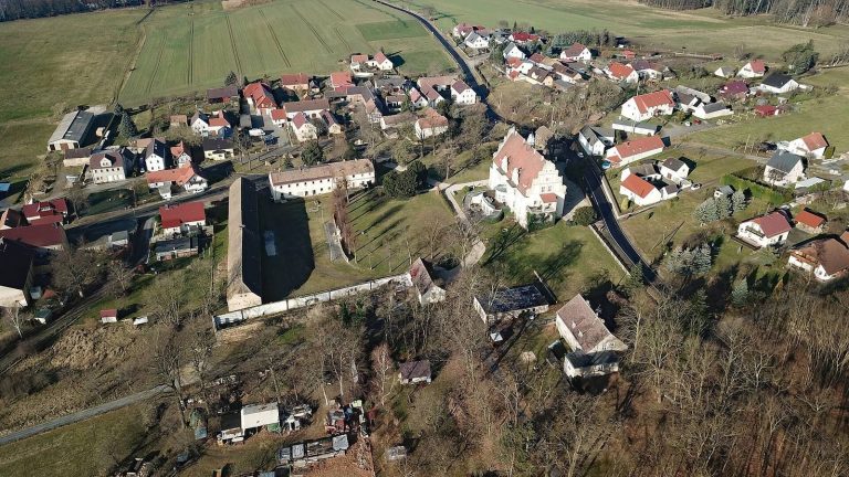 Weißiger Schloss: A Historicist Castle in Saxony, Germany