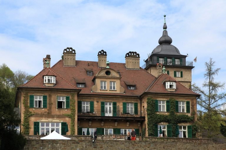 Schloss Lerbach: A Historic Manor Estate in Bergisch Gladbach