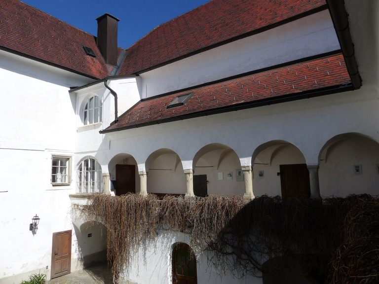 Schloss Götzendorf: A Medieval Castle Complex in Austria