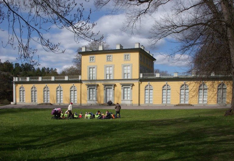 Gustav III’s Pavilion: A Gustavian Royal Residence in Sweden
