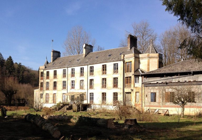 Château d’Olly: A French Manor House and Former Spinning Mill