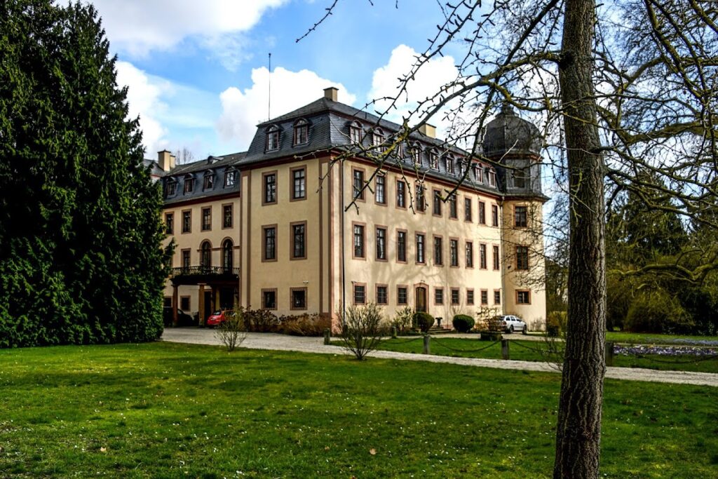 Schloss Lich: A Princely Castle and Palace in Germany 2 Schloss Lich