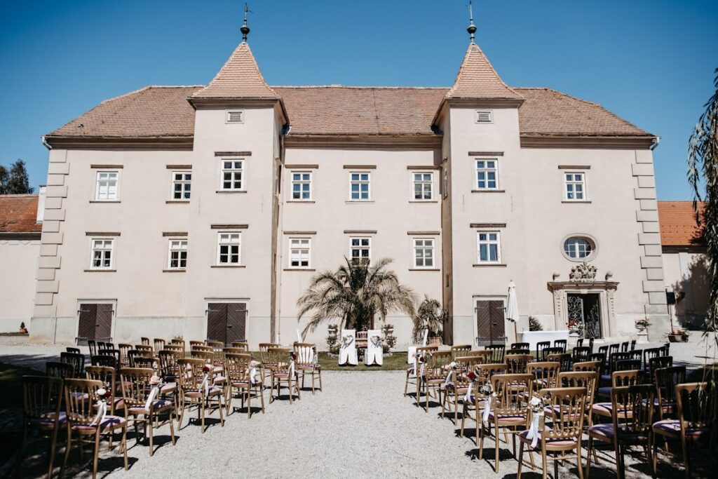 Schloss Gurhof: A Baroque Estate of Göttweig Abbey in Austria 2 Schloss Gurhof