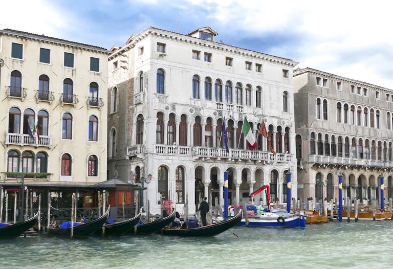 Palazzo Loredan in Campo Santo Stefano: A Renaissance Palace and Scholarly Headquarters in Venice