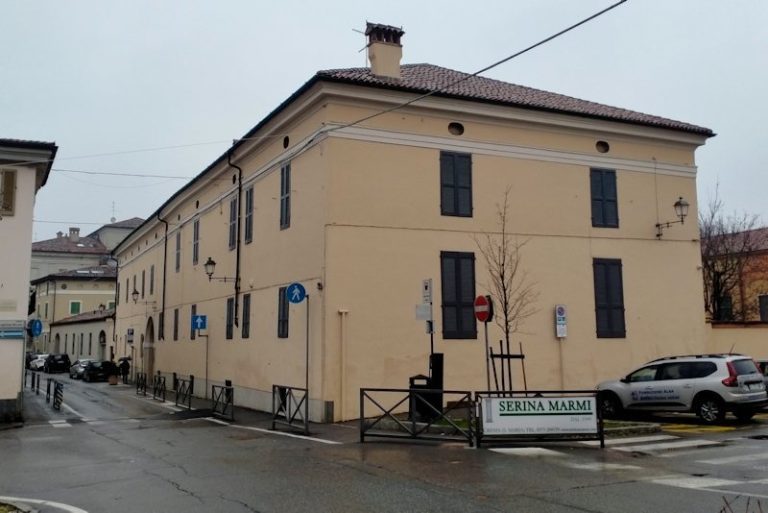 Palazzo Zurla De Poli: A Renaissance Residence in Crema, Italy