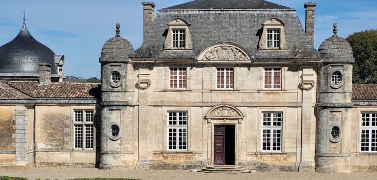 Château de Malle: A Historic Château and Sauternes Estate in Preignac