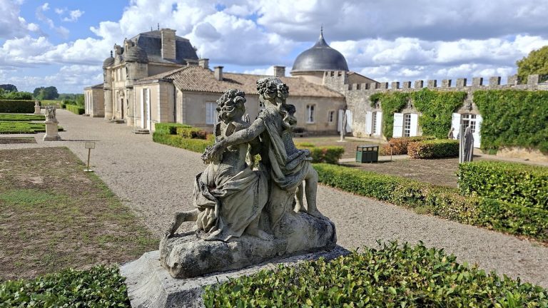 Château de Malle: A Historic Château and Sauternes Estate in Preignac