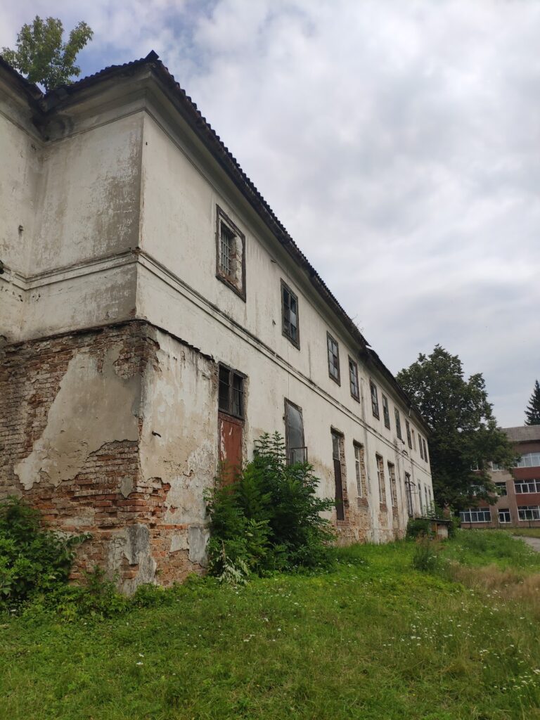 Branytsky Palace, Liuboml: The Surviving Wing of an Aristocratic Residence 2 Branytsky palace, Liuboml
