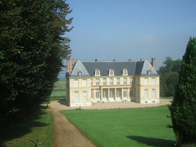 Château d’Yville: A Baroque Residence in France