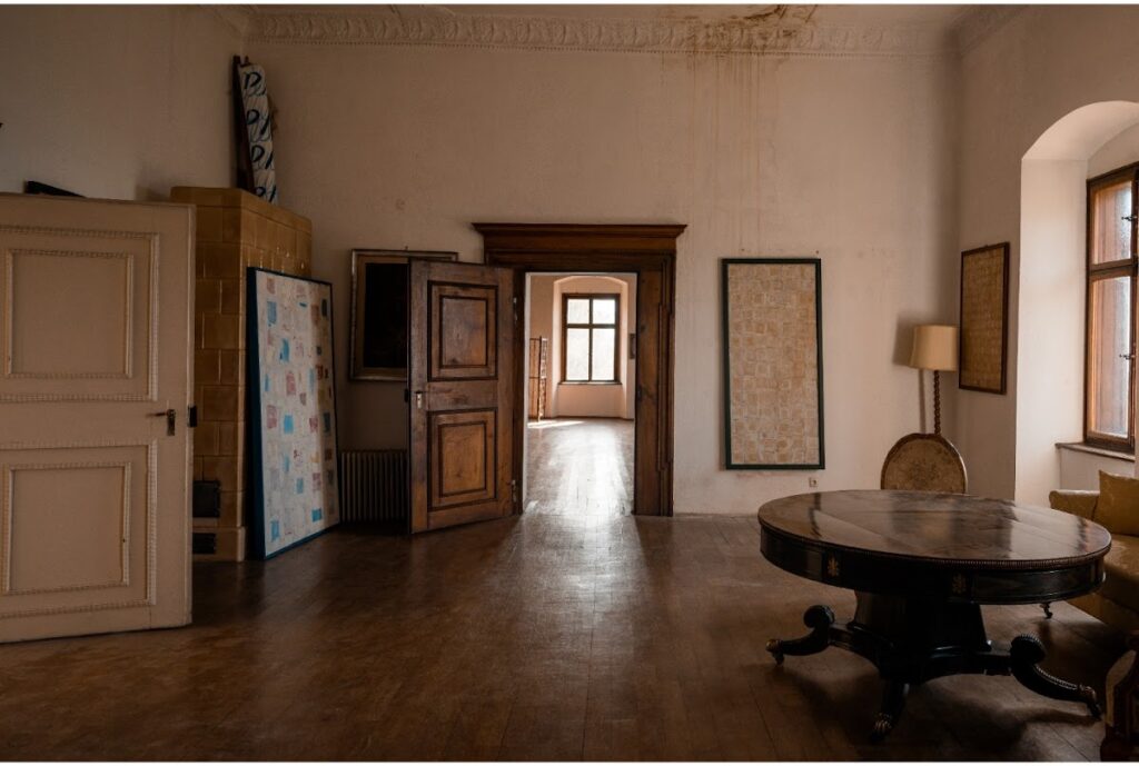 Schloss Tentschach: A Medieval Castle and Noble Estate in Austria 2 Schloss Tentschach