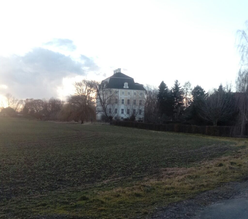 Wiederau Castle: A Baroque Palace Complex in Germany 2 Wiederau castle