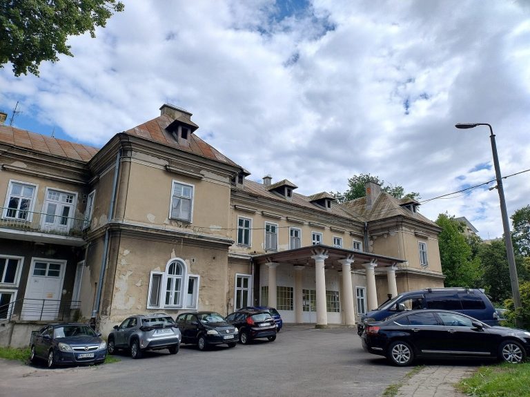 Jędrzejowicz Palace in Rzeszów: A Nineteenth-Century Art Nouveau Residence
