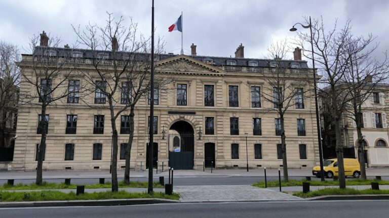 Palais de l’Alma: A National Palace of the French Republic