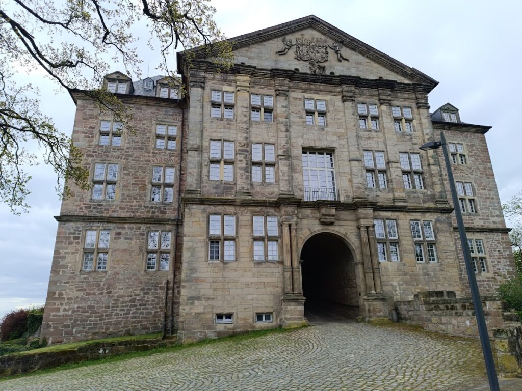 Schloss Rhoden: An Early Baroque Palace in Diemelstadt, Germany 1 Schloss Rhoden