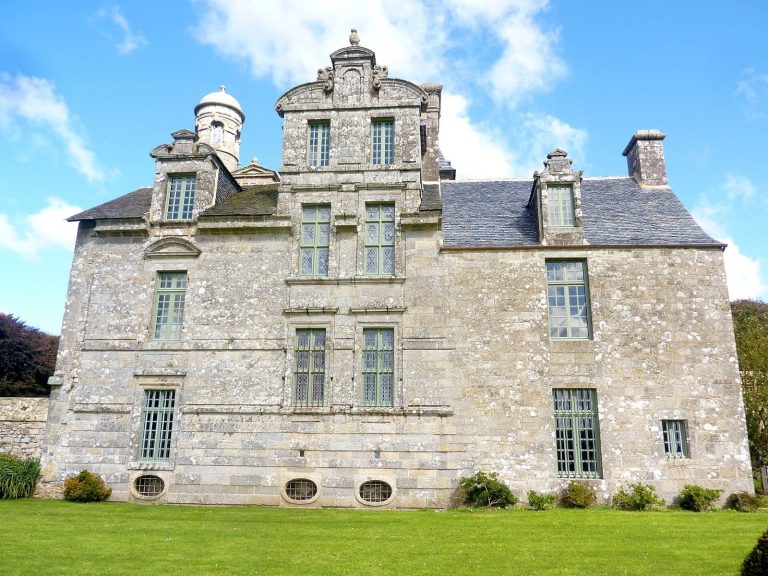 Château de Maillé: A Medieval and Renaissance Castle in Brittany