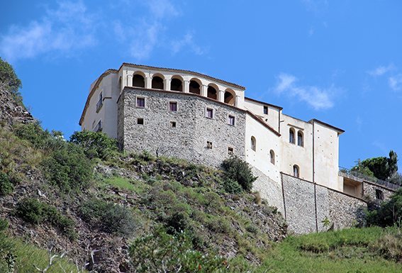 Palazzo Zupi: A Former Poor Clares Convent in Fiumefreddo Bruzio