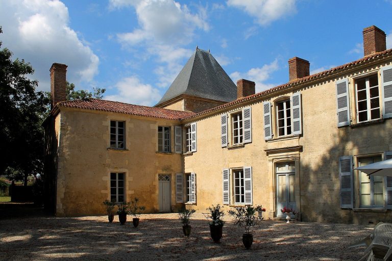 Bessay Château: A Renaissance Residence and Fortress in France