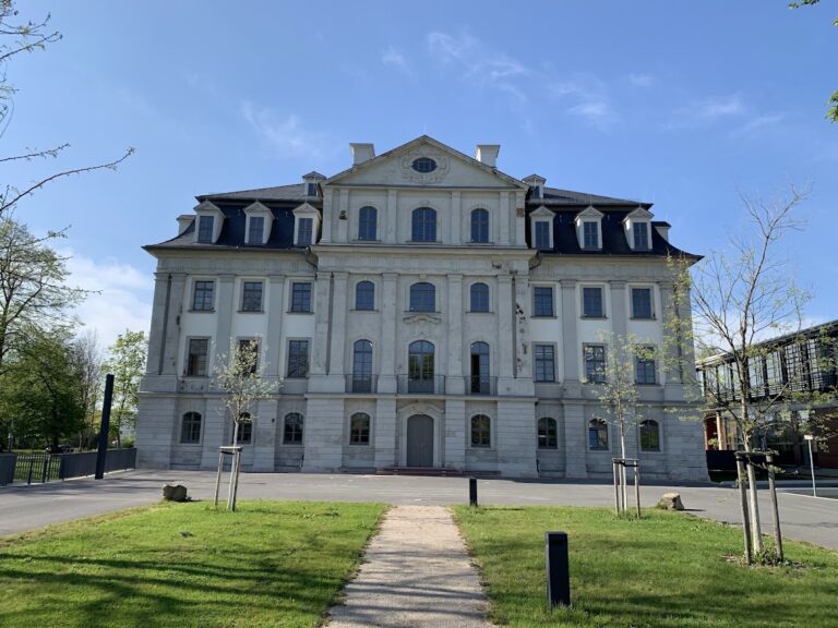 Schloss Tinz: An 18th-century Baroque Palace in Gera