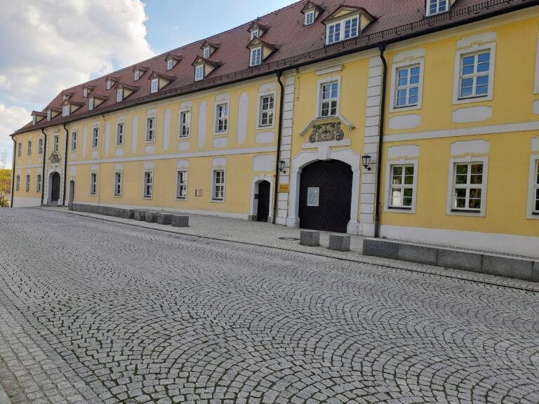 Schloss Planitz: A Baroque Castle in Zwickau