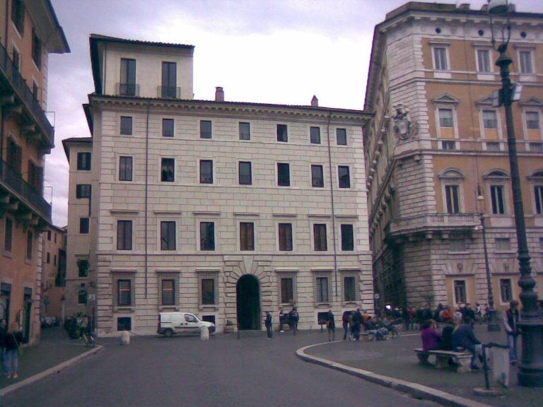 Lancellotti-Torres Palace: A Late Renaissance Aristocratic Residence in Rome