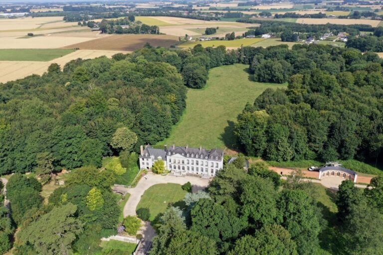Château de Filières: A Historic Family Residence in Normandy