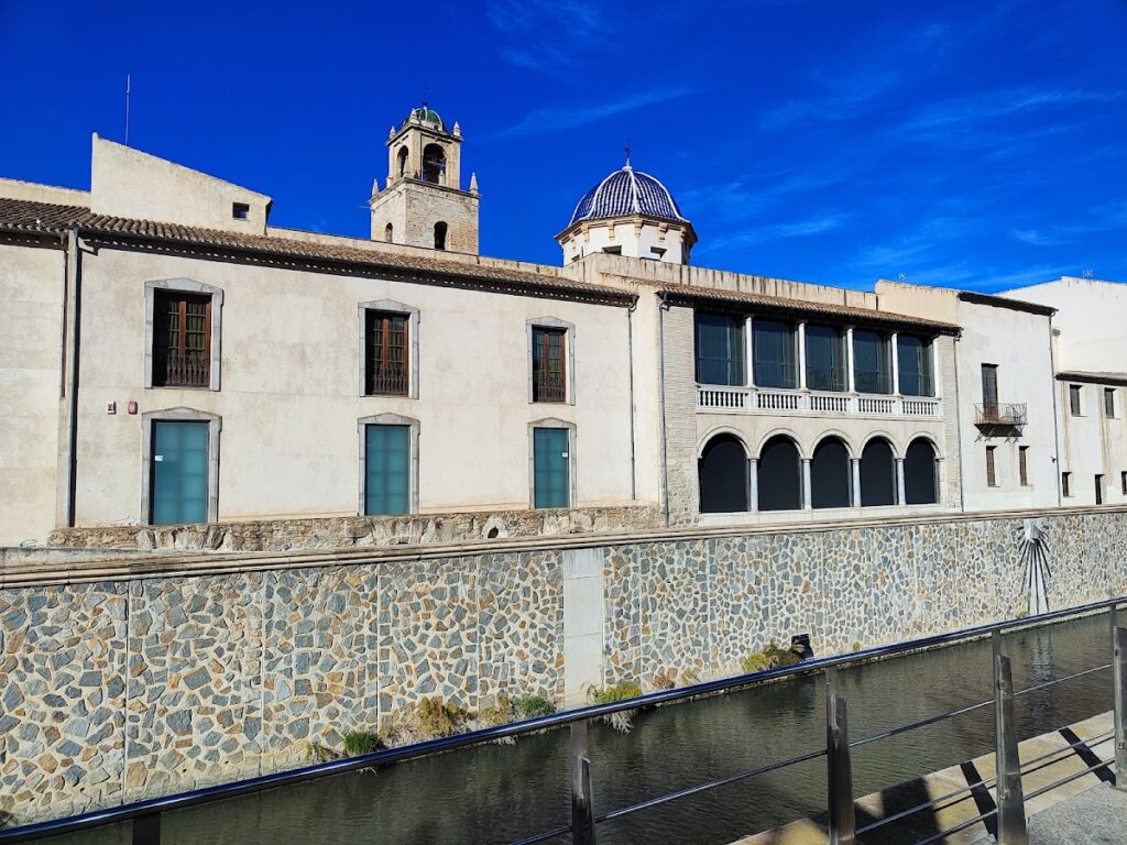 Episcopal Palace of Orihuela: Seat of the Diocese and Former Bishops’ Residence 2 Episcopal Palace of Orihuela