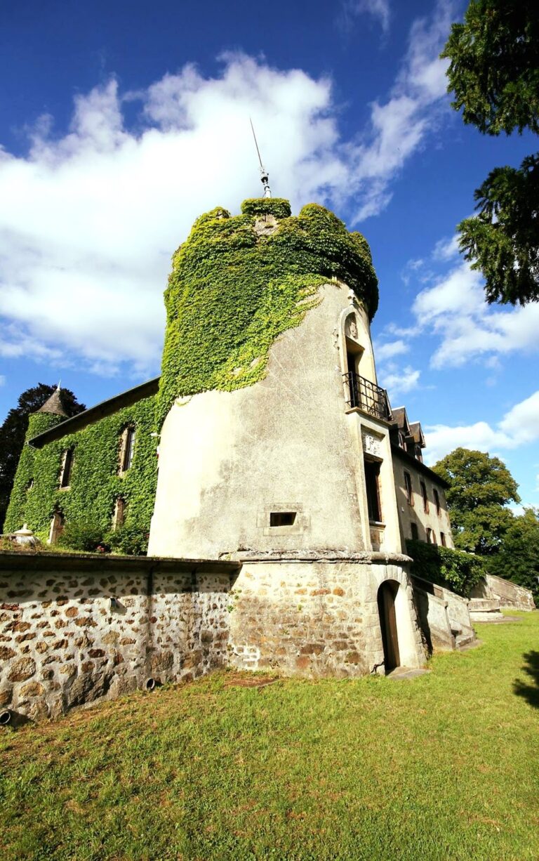 Le Masgelier Castle: A Wartime Children’s Home in France