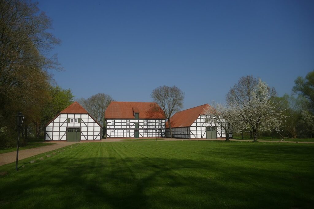 Schloss Hüffe: A Late Baroque Manor Estate in Germany 2 Schloss Hüffe