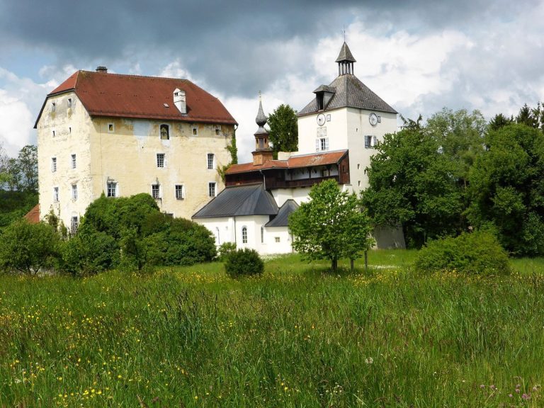 Schloss Triebenbach: A Former Moated Castle in Bavaria