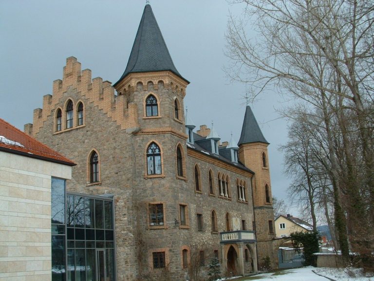 Schloss Spindlhof: A Historic Noble Estate and Educational Center in Germany