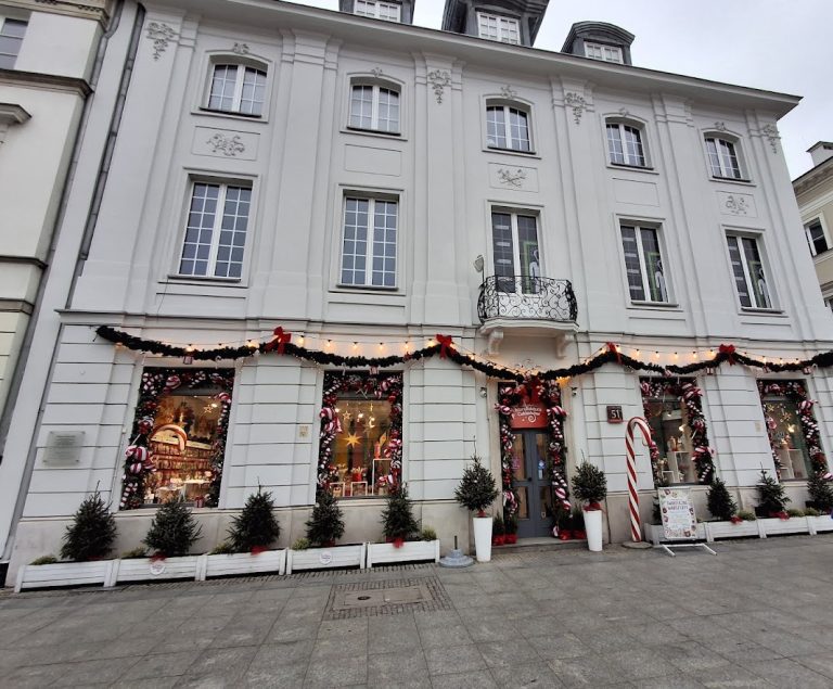 Sanguszko Palace: A Rococo Urban Palace in Warsaw