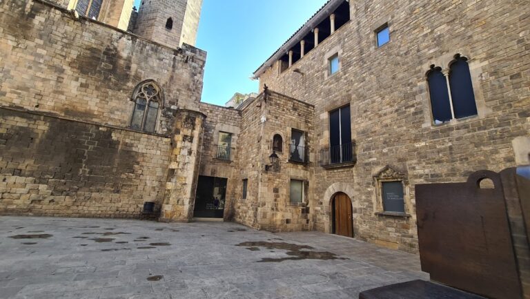 Padellàs’s House: A Late-Gothic Palace and Museum in Barcelona