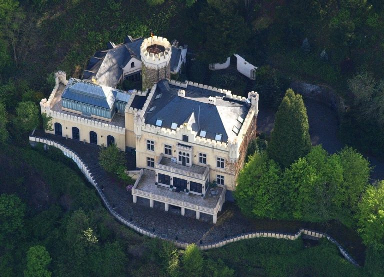 Schloss Marienfels: A Neo-Gothic Villa in Remagen, Germany