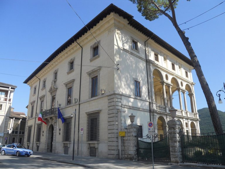 Palazzo Vincentini: Prefecture of Rieti