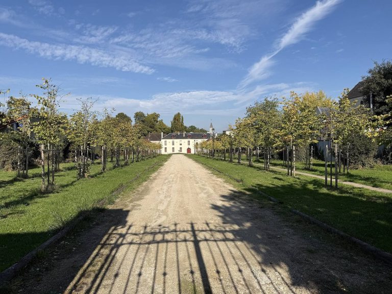 Schloss Rottembourg: A Country Estate and Former Monastery in Montgeron, France