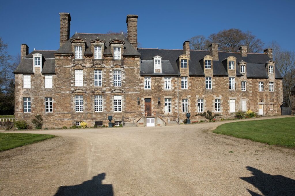 Château de la Paluelle: A Historic Residence in France 1 Château de la Paluelle