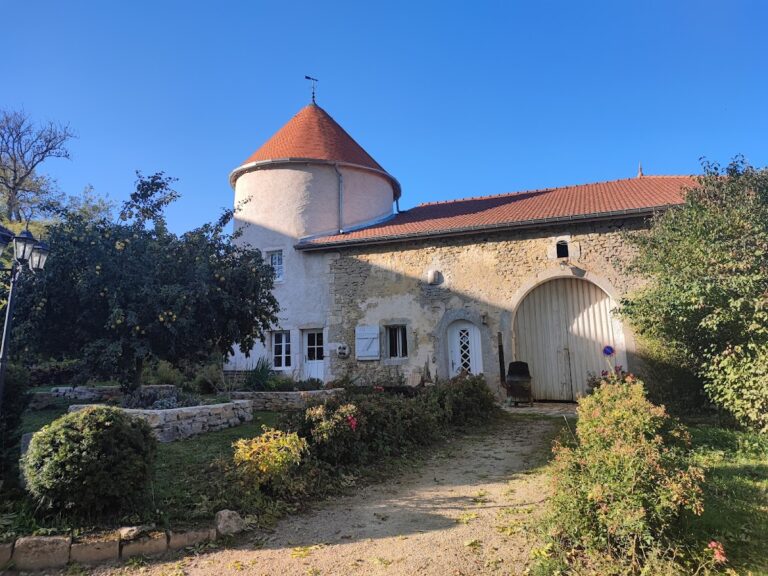 Château de Roncourt: An Eighteenth-Century Seigneurial Residence in France
