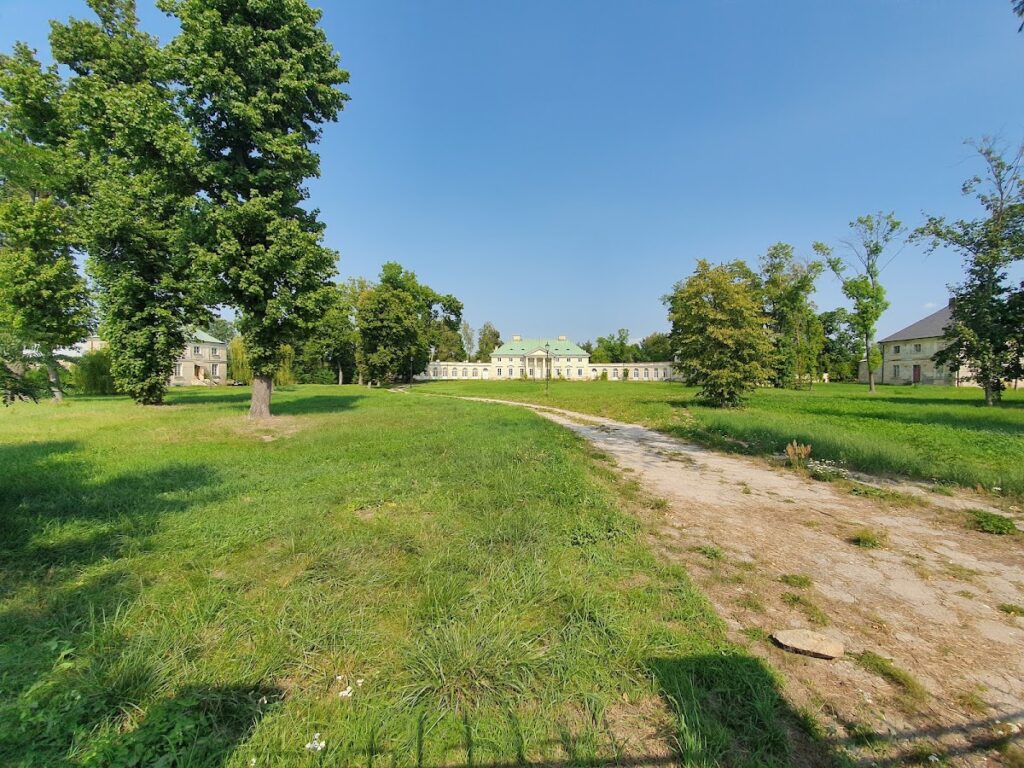 Białaczów Palace: An Estate and Palladian Residence in Poland 2 Pałac w Białaczowie