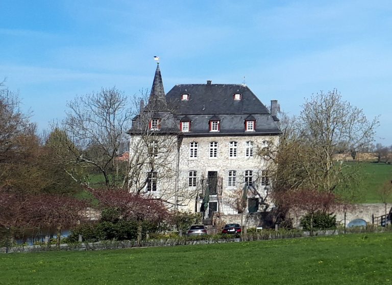 Castle Libermé: A Moated Historic Complex in Belgium